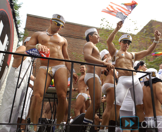 [gay pride parade]